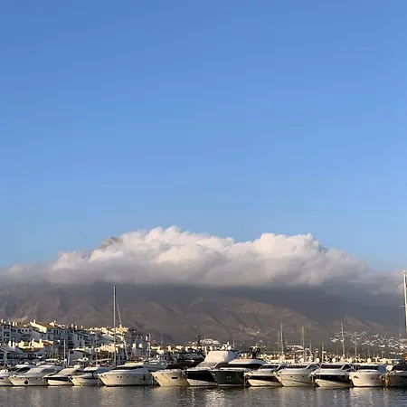 Precioso Céntrico Con Piscina Marbella